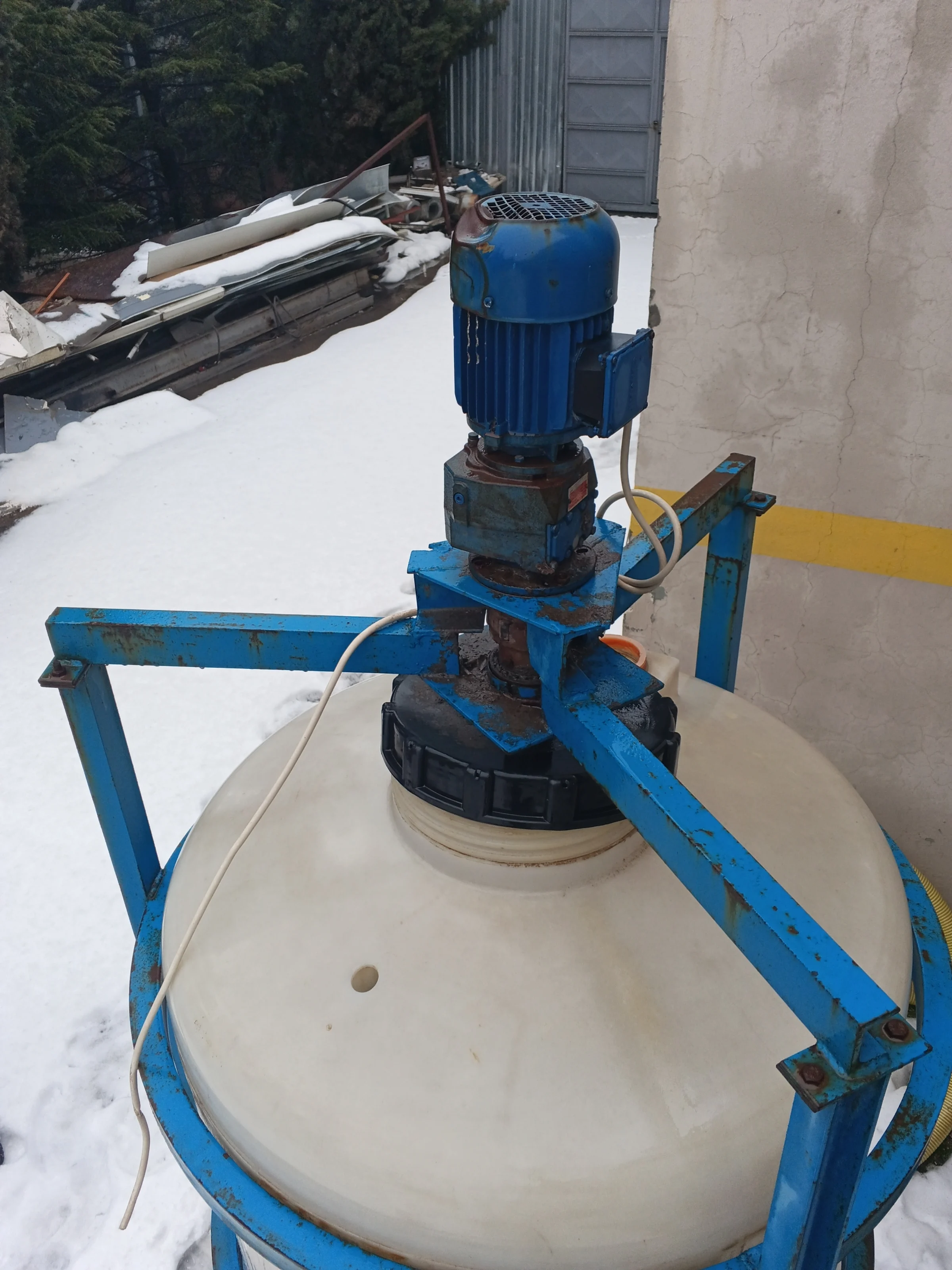 Gaziantep 2.el karıştırıcılı mikserli konik tanklar